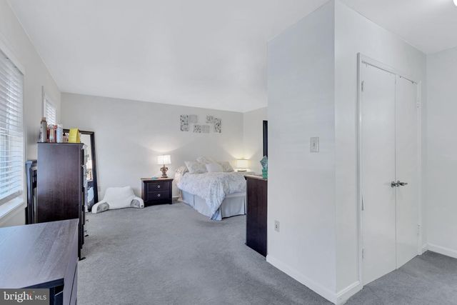 9009 SWEET BIRCH CT, Springfield, VA 22152