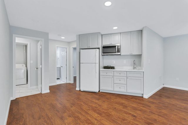 9009 SWEET BIRCH CT, Springfield, VA 22152