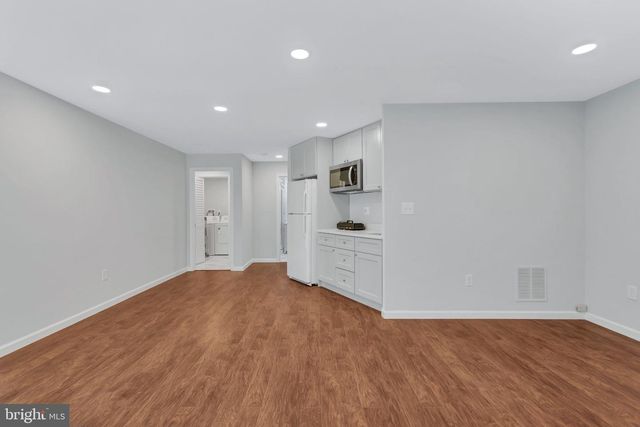 9009 SWEET BIRCH CT, Springfield, VA 22152
