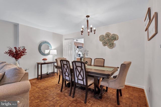 9009 SWEET BIRCH CT, Springfield, VA 22152