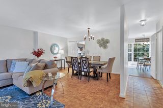 9009 SWEET BIRCH CT, Springfield, VA 22152