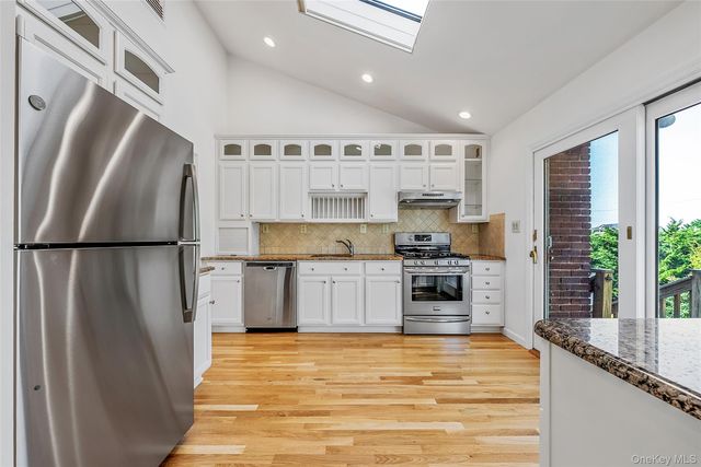 63 Ripplewater Avenue, Massapequa, NY 11758