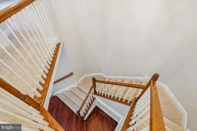 41305 WINDYBUSH DR, Leesburg, VA 20175