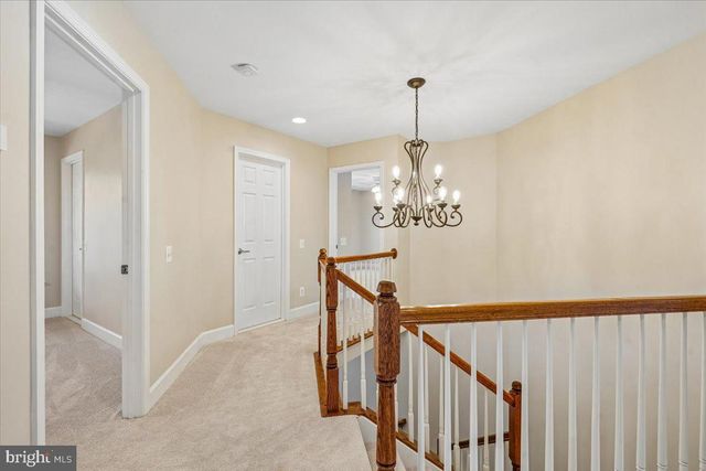41305 WINDYBUSH DR, Leesburg, VA 20175
