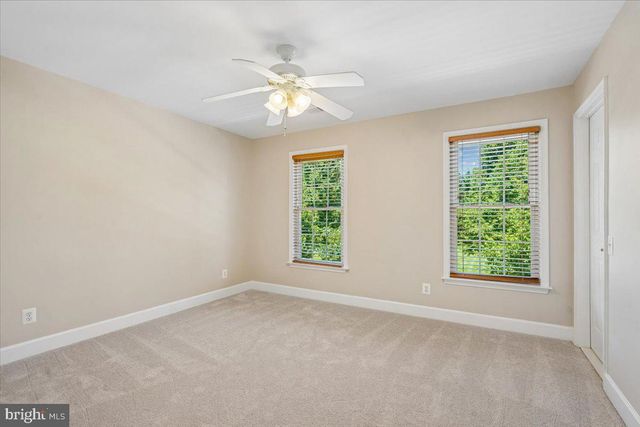 41305 WINDYBUSH DR, Leesburg, VA 20175