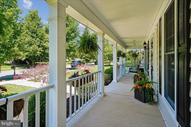 41305 WINDYBUSH DR, Leesburg, VA 20175