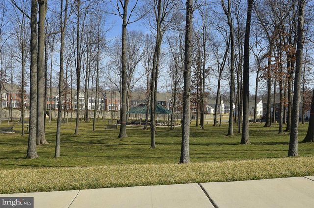 41305 WINDYBUSH DR, Leesburg, VA 20175