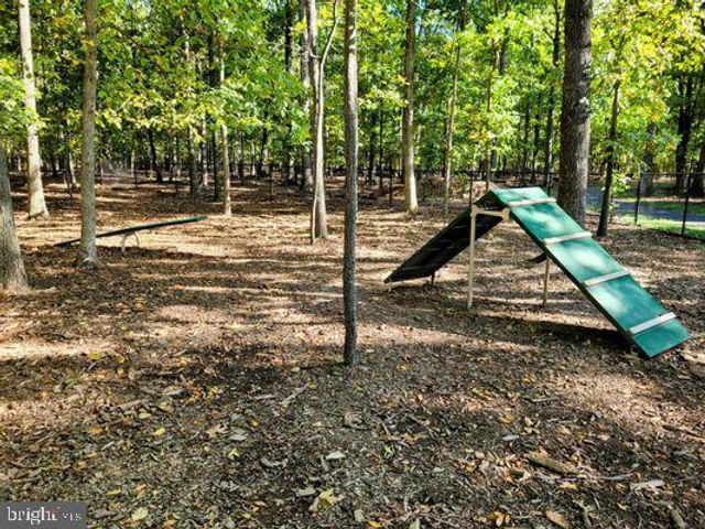 41305 WINDYBUSH DR, Leesburg, VA 20175