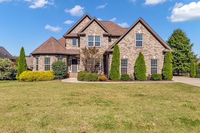 4235 Thoroughbred Ln, Murfreesboro, TN 37127