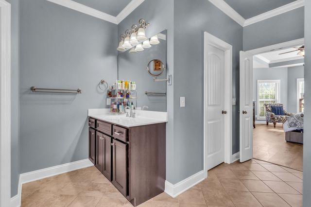 4235 Thoroughbred Ln, Murfreesboro, TN 37127