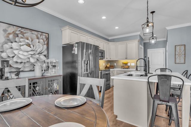 4235 Thoroughbred Ln, Murfreesboro, TN 37127