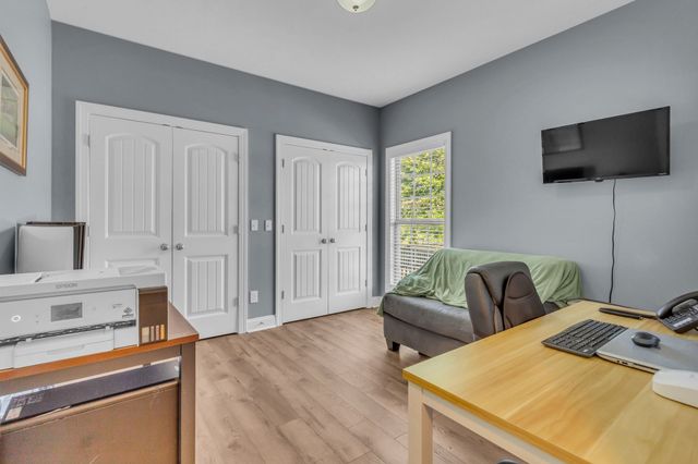 4235 Thoroughbred Ln, Murfreesboro, TN 37127