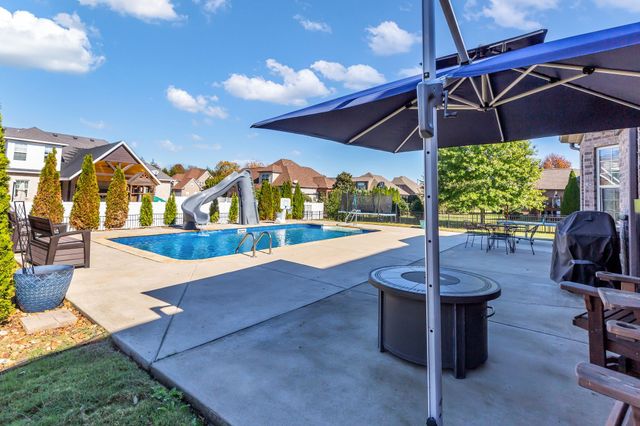 4235 Thoroughbred Ln, Murfreesboro, TN 37127