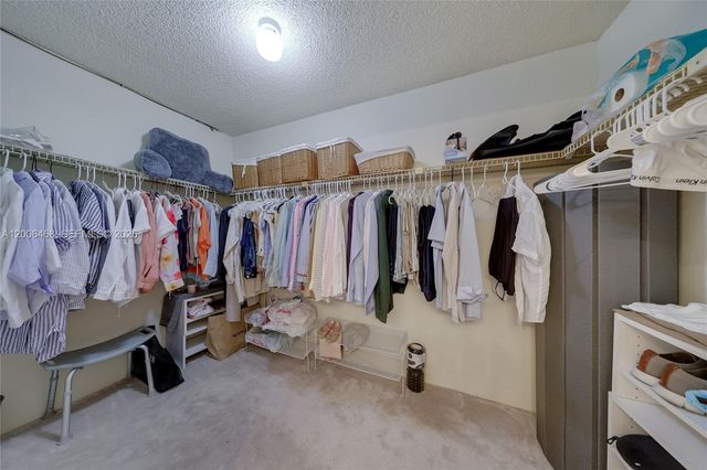 600 NE 36th St 421, Miami, FL 33137