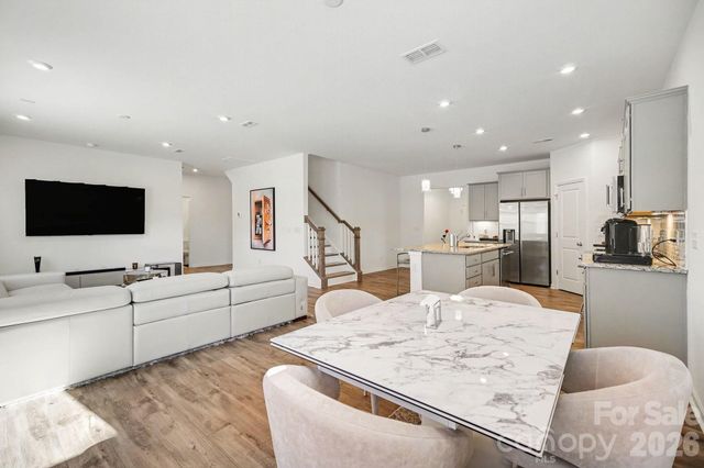 11122 Glasden Road, Charlotte, NC 28278