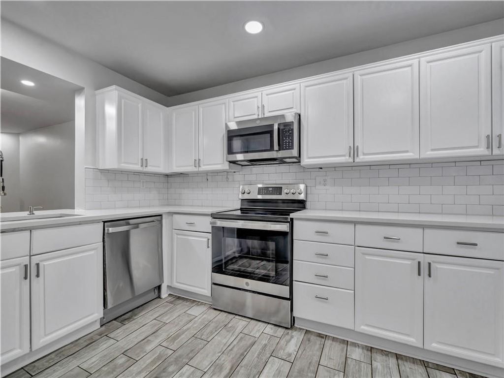 3018 Steeplechase, Alpharetta, GA 30004