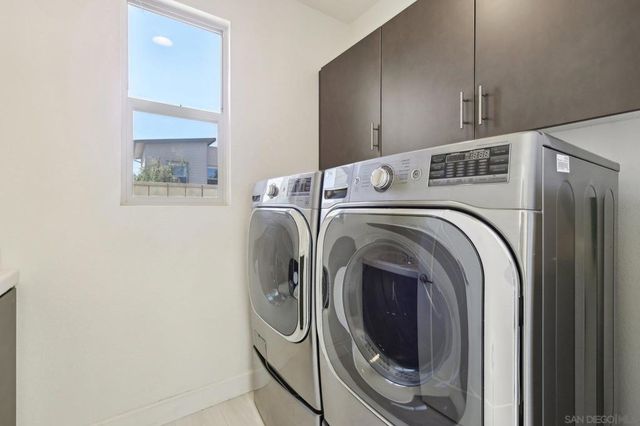 5970 Shaw Lopez Row, San Diego, CA 92121