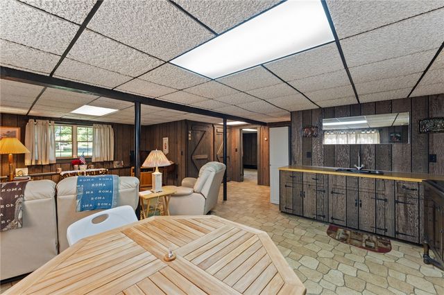 206 Rocky Hill Road, Scituate, RI 02857