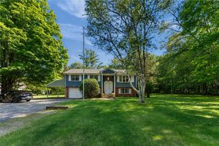 206 Rocky Hill Road, Scituate, RI 02857