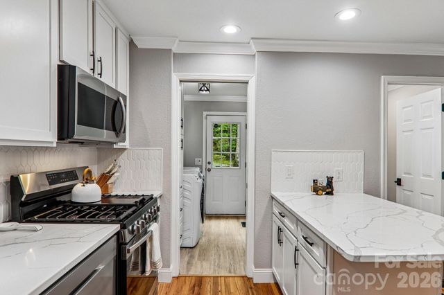 1264 Dogwood Drive, Maggie Valley, NC 28751
