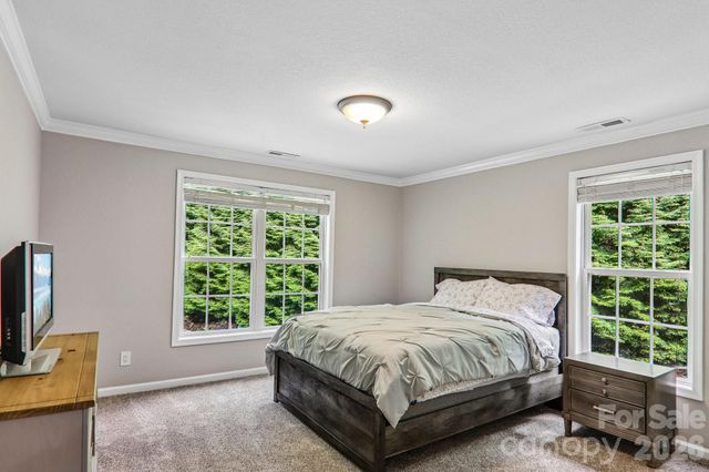 1264 Dogwood Drive, Maggie Valley, NC 28751