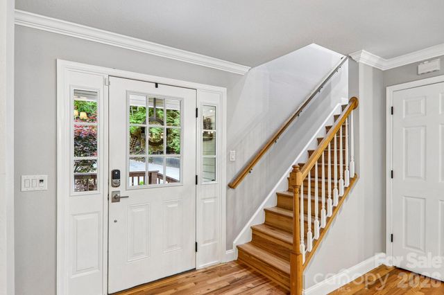 1264 Dogwood Drive, Maggie Valley, NC 28751