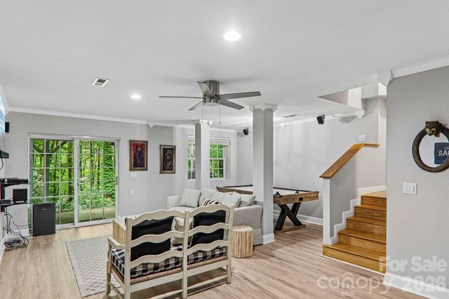 1264 Dogwood Drive, Maggie Valley, NC 28751