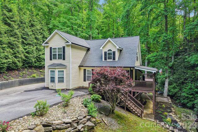 1264 Dogwood Drive, Maggie Valley, NC 28751