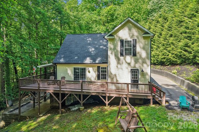 1264 Dogwood Drive, Maggie Valley, NC 28751