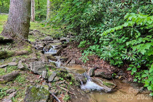 1264 Dogwood Drive, Maggie Valley, NC 28751