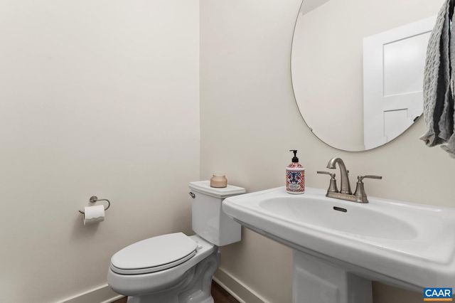 5473 GOLF DR, Crozet, VA 22932