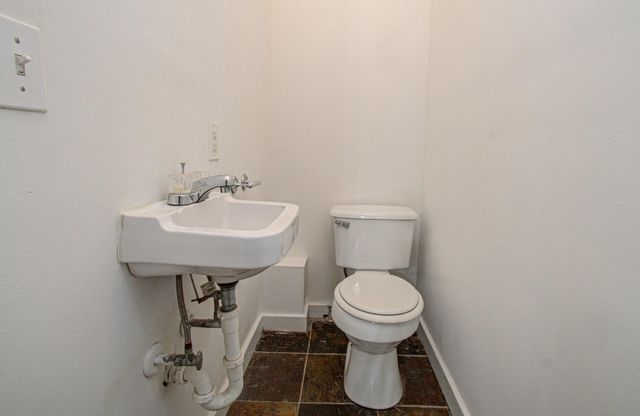 5419 Gulfton Street G, Houston, TX 77081
