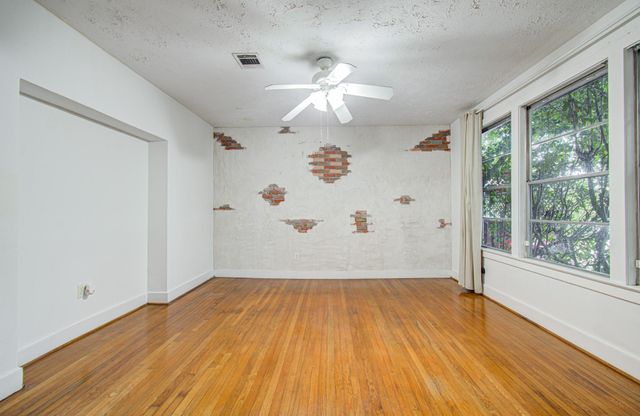 5419 Gulfton Street G, Houston, TX 77081