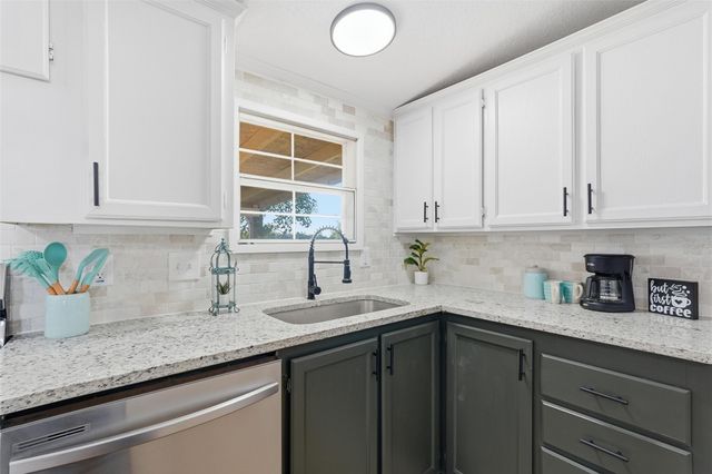 6436 Norton Drive, Terrell, TX 75160