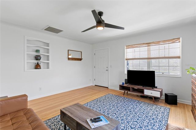 3140 PRESCOTT STREET N, St Petersburg, FL 33713