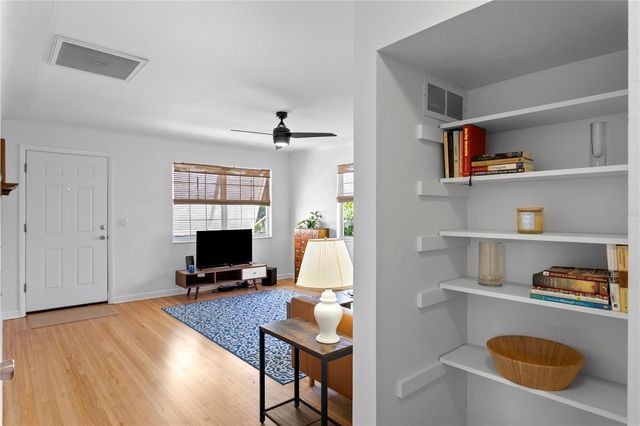 3140 PRESCOTT STREET N, St Petersburg, FL 33713