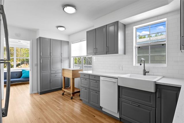 3140 PRESCOTT STREET N, St Petersburg, FL 33713