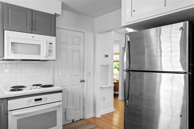 3140 PRESCOTT STREET N, St Petersburg, FL 33713