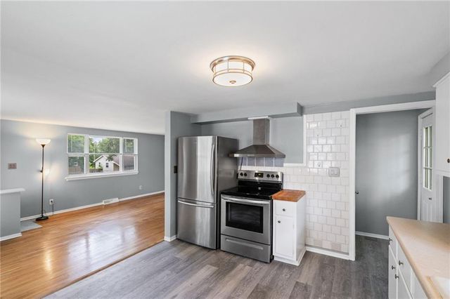 7024 N Pennsylvania Avenue, Kansas City, MO 64118