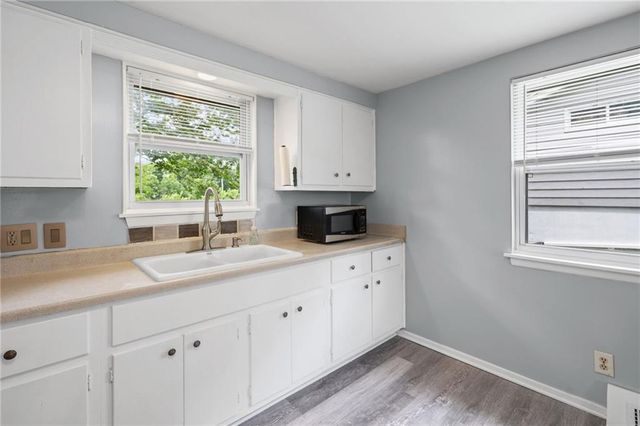7024 N Pennsylvania Avenue, Kansas City, MO 64118