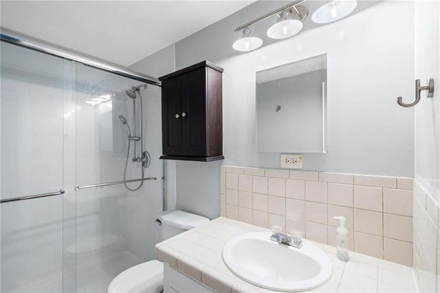 7024 N Pennsylvania Avenue, Kansas City, MO 64118