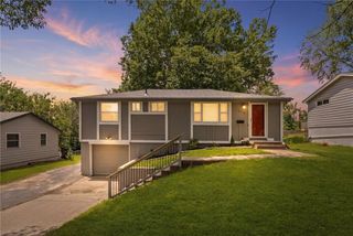 7024 N Pennsylvania Avenue, Kansas City, MO 64118