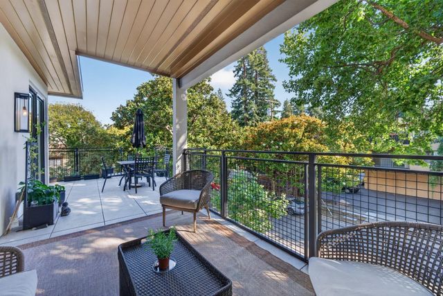 1667 San Carlos Avenue 203, San Carlos, CA 94070