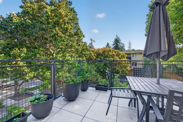 1667 San Carlos Avenue 203, San Carlos, CA 94070