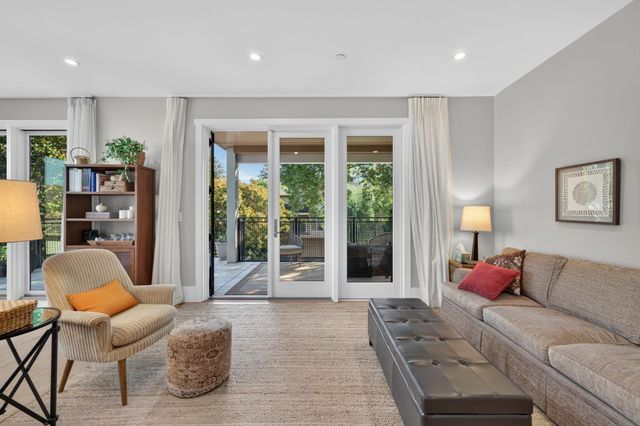 1667 San Carlos Avenue 203, San Carlos, CA 94070
