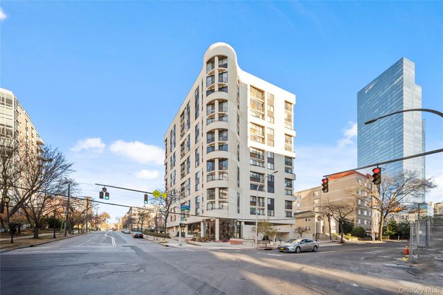 10 Cottage Place 11E, White Plains, NY 10601
