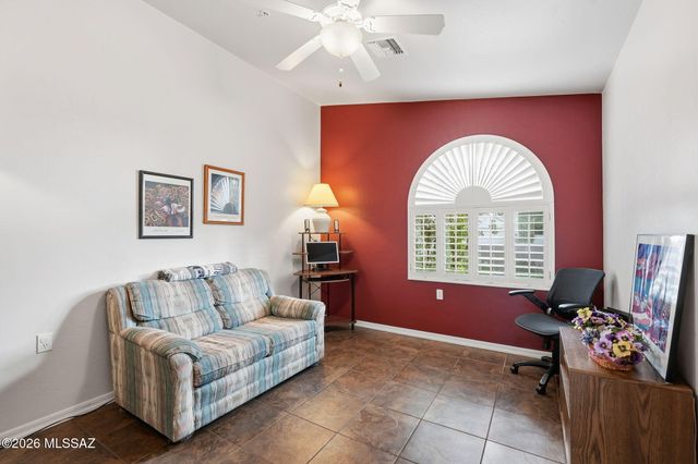 2664 S Fade Drive, Green Valley, AZ 85614