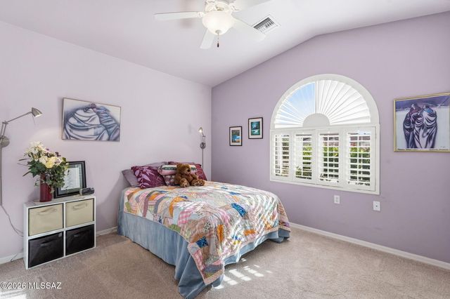 2664 S Fade Drive, Green Valley, AZ 85614