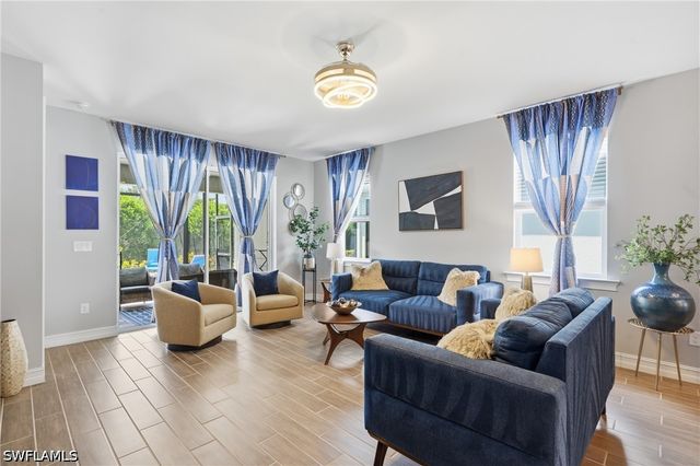 28395 Captiva Shell LOOP, Bonita Springs, FL 34135