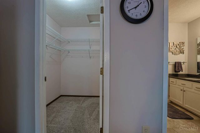 4213 Victorian Green Drive, Green Twp, OH 45211